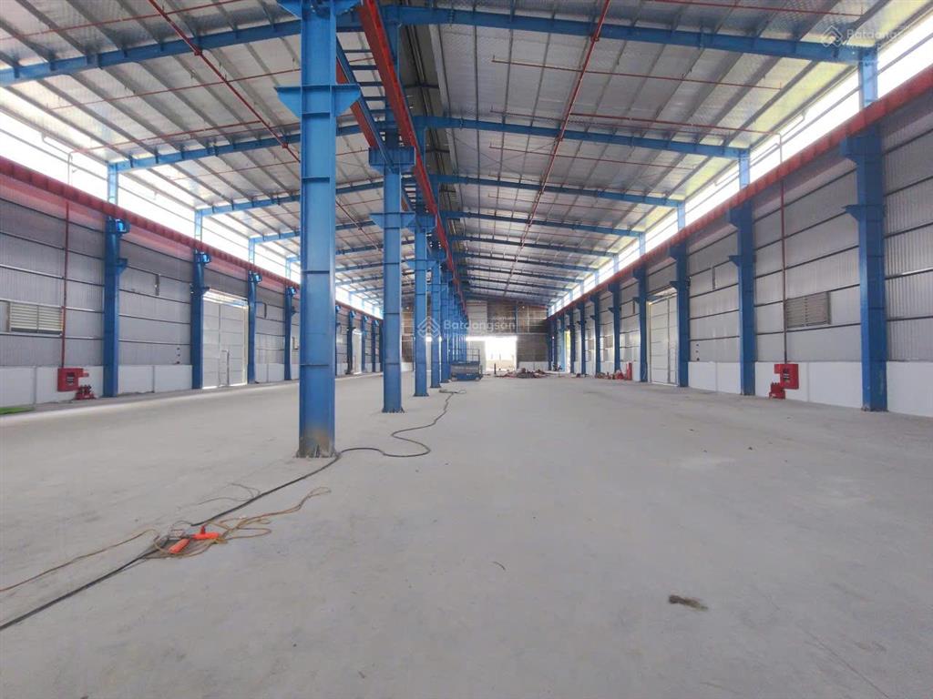 Cho thuê kho xưởng độc lập 3000m2 tại kcn thạch thất  quốc oai, pccc tự động, 400kva, 420 triệu