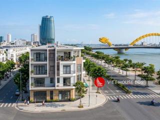 Mặt tiền ngang 10 m  232 m2  ngay lõi trung tâm của đà nẵng chỉ 175 tr/ m2  gọi viet house bđs