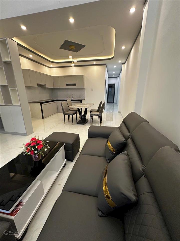 Nhà sổ riêng gần cây xăng 75 full thổ cư, giá 1 tỷ 750 thương lượng