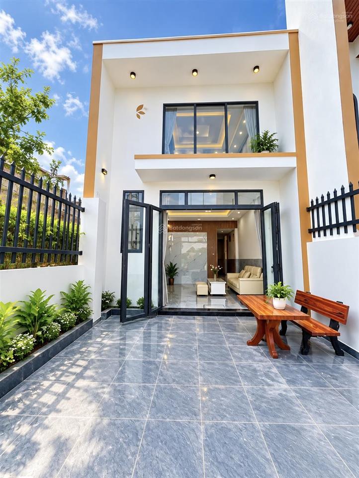 Chủ ngộp hạ giá bán căn nhà lầu, sổ full thổ cư, ngay đường đồng khởi cây xăng 75 tân phong