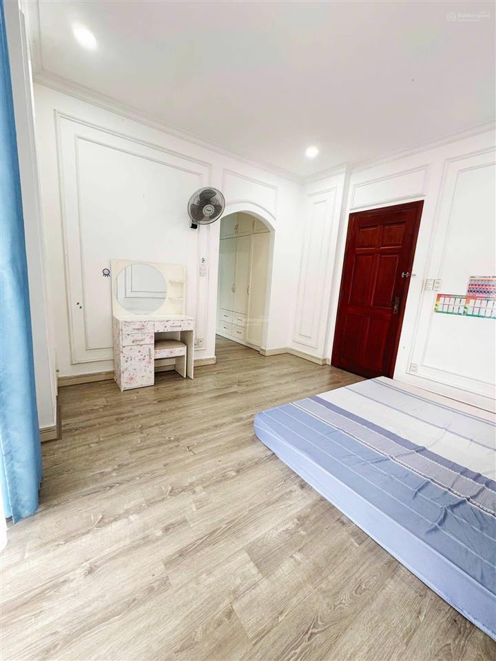 Bán nhà biệt thự the oasis 1 kdc việt sing vsip 1 , gần siêu thị aeon bình dương.  0383 229 ***