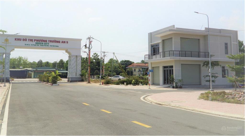 Bán đất sổ sẵn 70m2, đường nhựa, chỉ 660 triệu (có thương lượng),  0919 995 ***