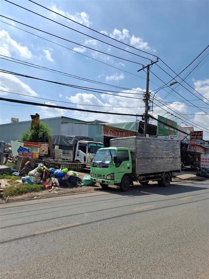 Bán đất mặt tiền lã xuân oai quận 9 giá 19,5 tỷ