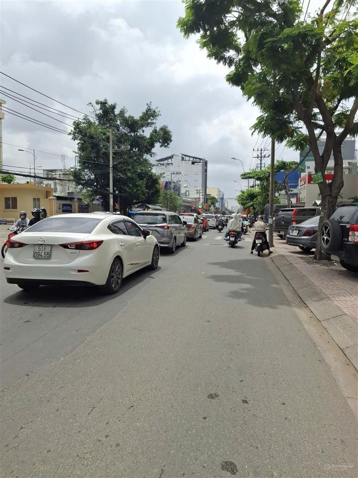 Bán nhà đường nguyễn xí, quận bình thạnh, giá 18 tỷ