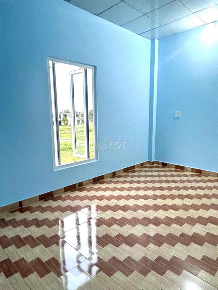 Cho thuê nhà gần biển, núi. Nhà mới xây, không khí trong lành, mát mẻ.