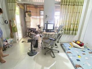 PHÒNG DƯỚI MẶT ĐƯỜNG HẺM HUỲNH TẤN PHÁT