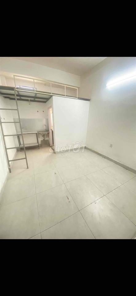 PHÒNG CÓ GÁC HẺM 1135 HUỲNH TẤN PHÁT