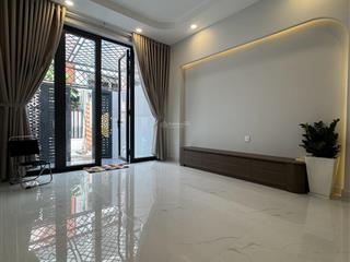 Hxh trường chinh sát etown di chuyển sân bay 5 phút. diện tích 4m x 15m . 3 tầng