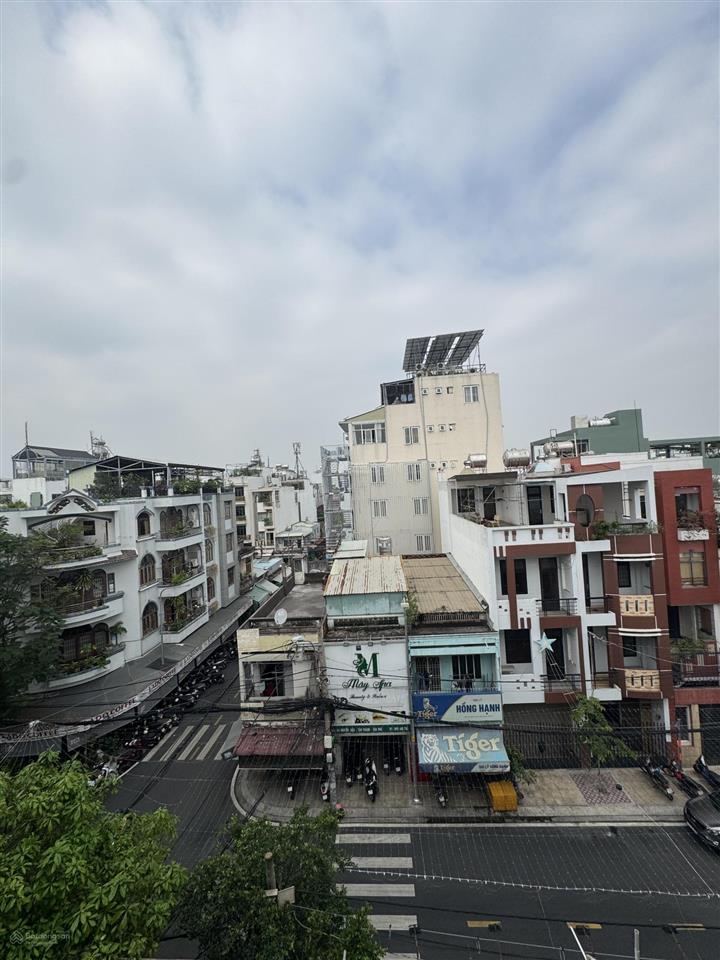 Mặt tiền 13m bàn cờ nguyễn hậu gần nguyễn trường tộ 4x19m . 5 tầng . giá 13,5 tỷ tl