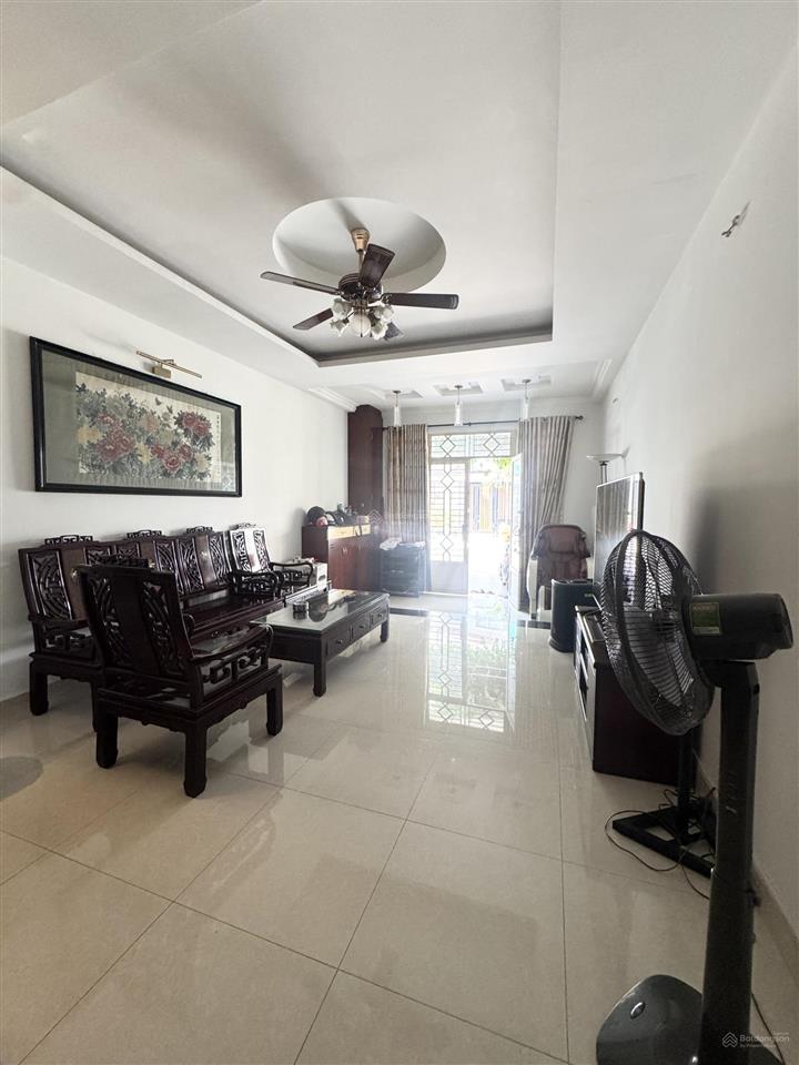 Giá tốt nhất khu mặt tiền 12m trịnh đình trọng 10,5 tỷ