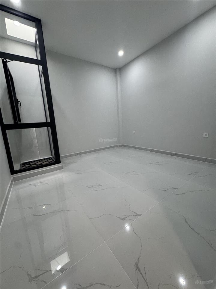 Nhà mới gần metro tham lương kết nối nhanh etown cộng hòa & sân bay tân sơn nhất