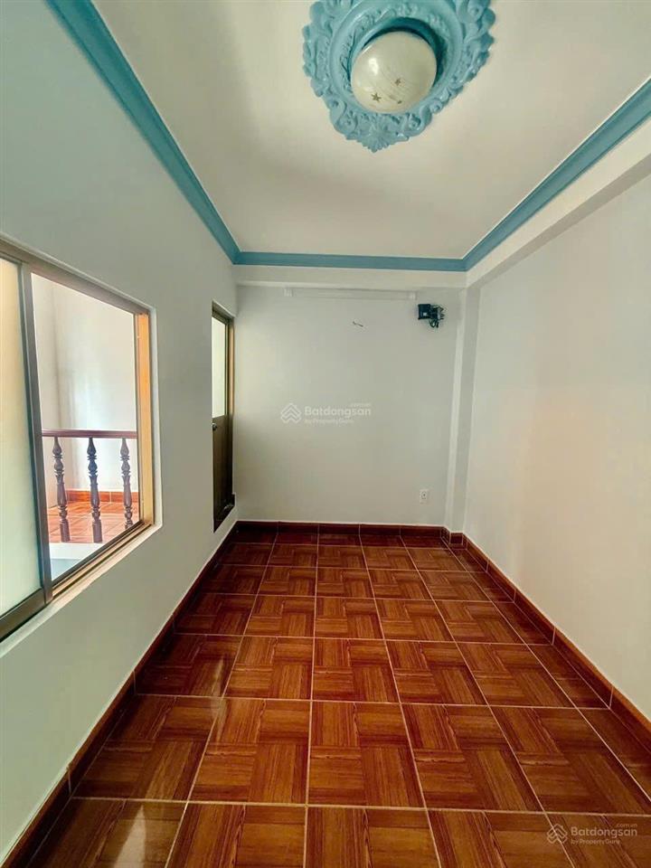 Bán nhà dương văn dương, cách mặt tiền kinh doanh 25m, 6 pn, 6,1 tỷ