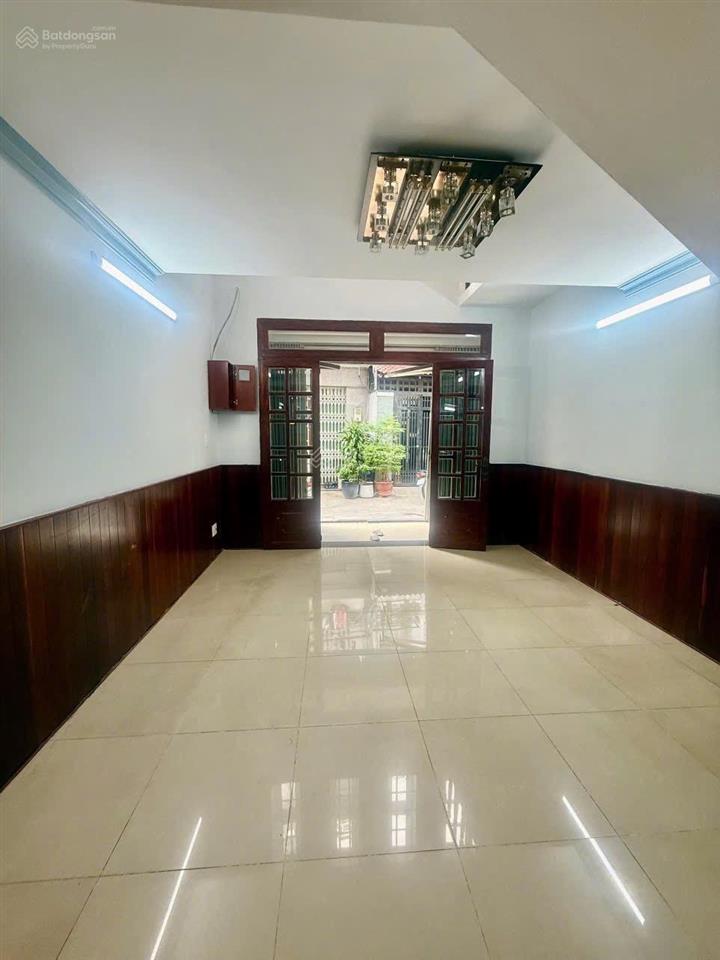 Bán nhà dương văn dương, cách mặt tiền kinh doanh 25m, 6 pn, 6,1 tỷ