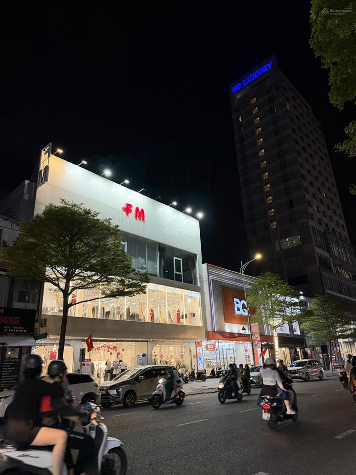 Cho thuê các sản phẩm mặt tiền lê duẩn , dtsd 1200m2 , 320m2 , 420m , ngang 18m , 10m , gọi văn phú