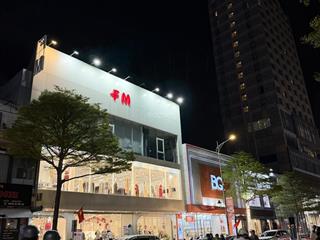 Cho thuê sản phẩm mặt tiền lê duẩn, dtsd 1200m2, 420m2, ngang 18m, gọi văn phú