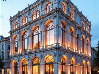 Cho thuê lô góc nhà 4 tầng mặt tiền 2 tháng 9 , dtsd 2250m2 , phù hợp ngân hàng , đại diện