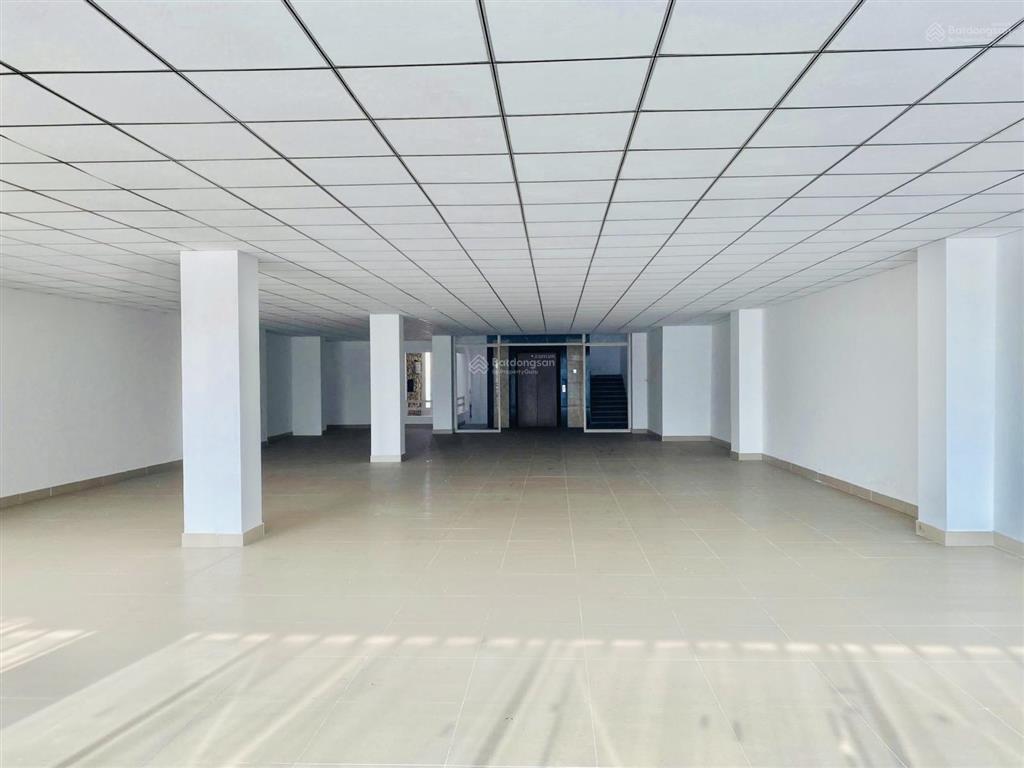 Cho thuê toà nhà 4.5 tầng mặt tiền ông ích khiêm, dtsd 1100m2, thang máy, pccc đầy đủ