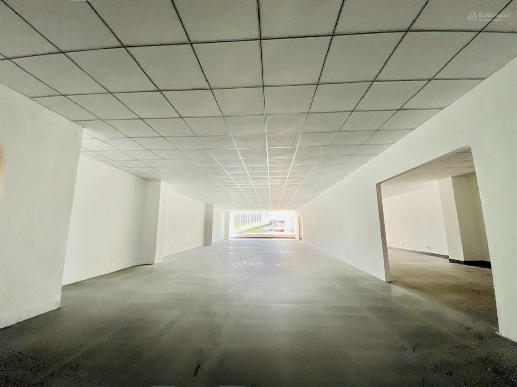 Cho thuê toà nhà 4.5 tầng mặt tiền ông ích khiêm, dtsd 1100m2, thang máy, pccc đầy đủ