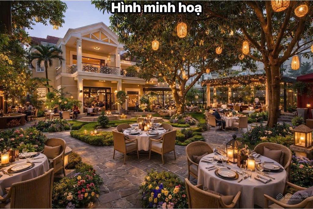 Cho thuê nhà 2 tầng sân vườn mặt tiền sơn trà, ngang 10m nở hậu 22m, dt 1000m2, gọi văn phú