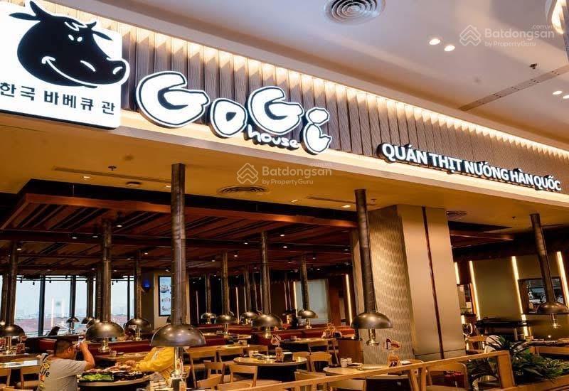 Cho thuê nhà mặt tiền núi thành , ngang 22m , 600m2 , vỉa hè rộng , gọi văn phú ,