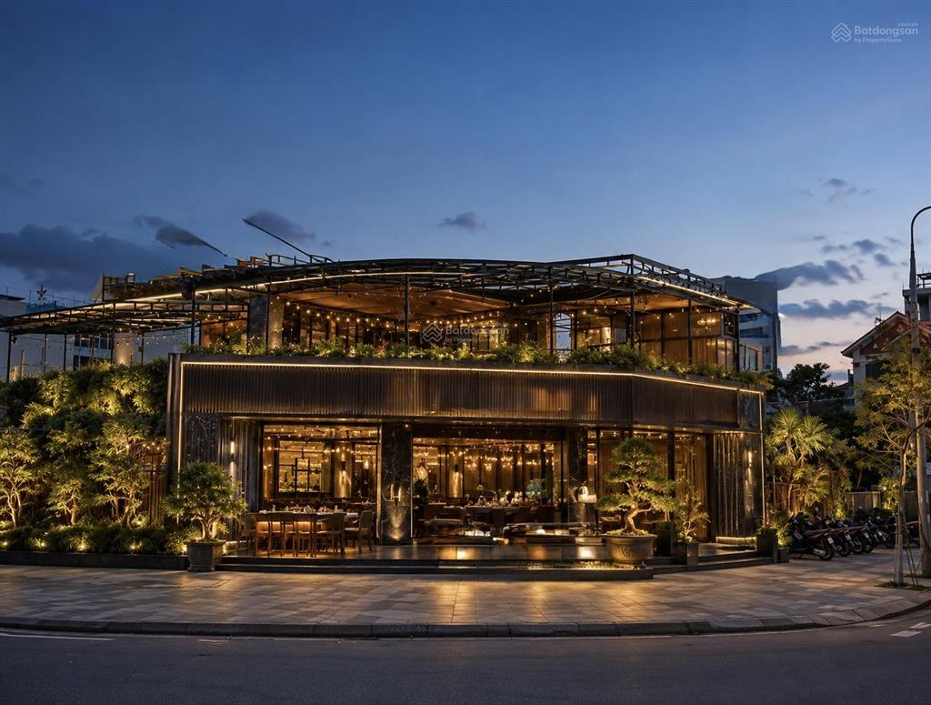 Cho thuê lô góc 2 tầng mặt tiền võ nguyên giáp , dt 500m2 , ngang 23m2 , hđ lâu dài , gọi văn phú