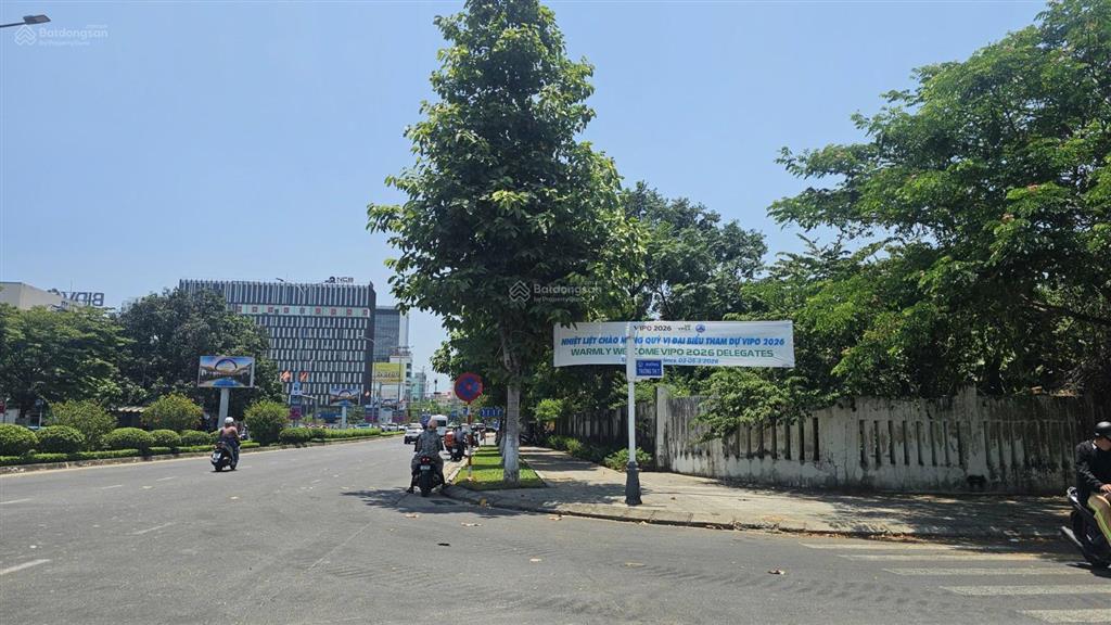 Cho thuê lô đất 2 mặt tiền nguyễn văn linh, ngay sân bay, 7000m2, hđ 10 năm, gọi văn phú