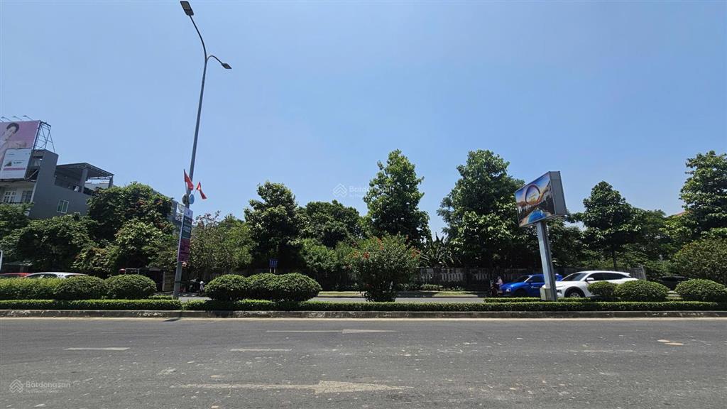 Cho thuê lô đất 2 mặt tiền nguyễn văn linh, ngay sân bay, 7000m2, hđ 10 năm, gọi văn phú