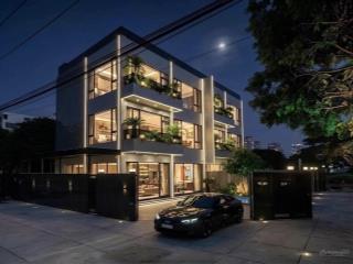 Cho thuê 1 cặp villa sân vườn ngay núi sơn trà, 4pn, hồ bơi, full nội thất cao cấp, gọi văn phú