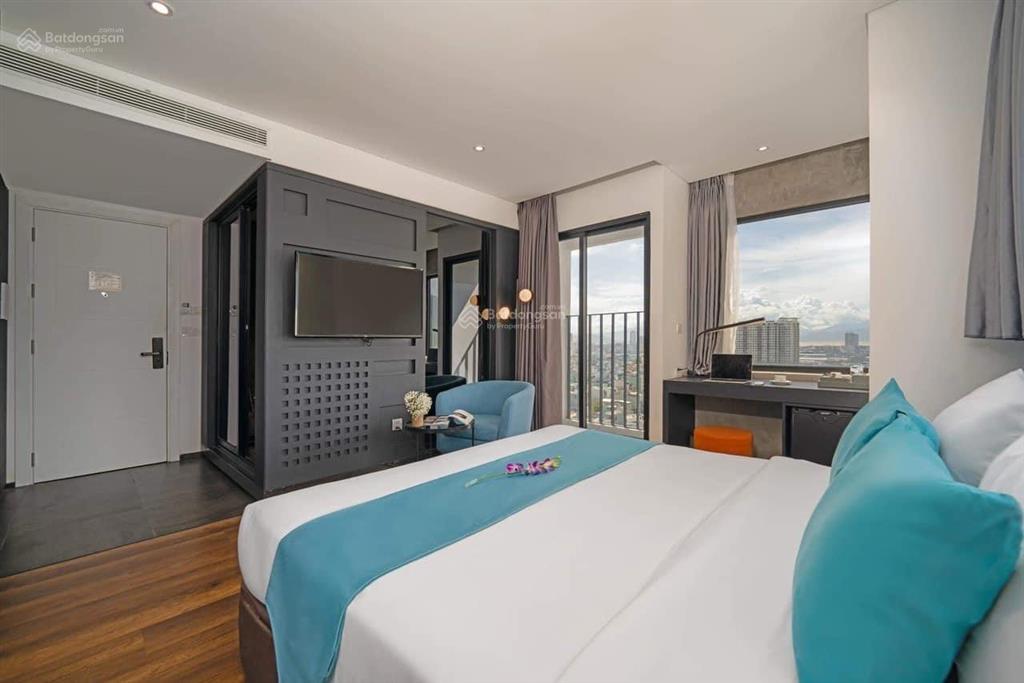 Cho thuê khách sạn 4 sao 15 tầng mặt tiền hòa cường, dtsd 7500m2, 100 phòng, gọi văn phú