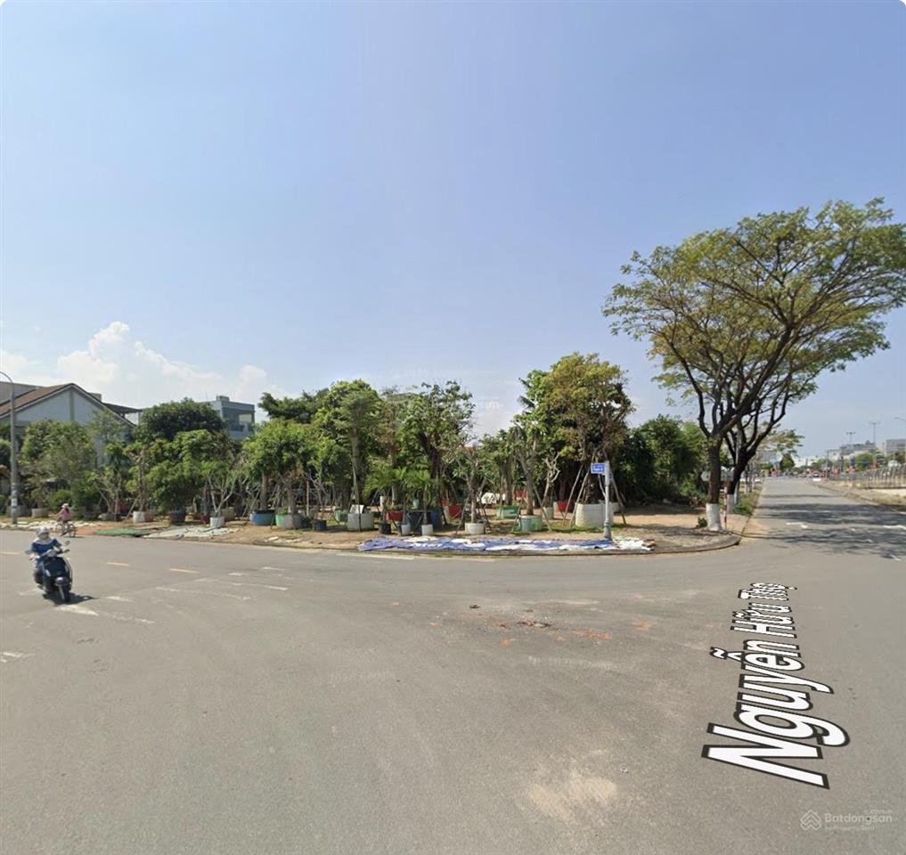 Cho thuê lô đất 3 mặt tiền nguyễn hữu thọ, 4326m2, hđ lâu dài, ngang 81,2m