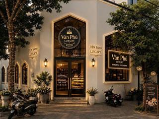 Cho thuê lô góc 2 mặt tiền hoàng kế viêm, dtsd 600m2, ngang 11m6, khu sầm uất, gọi văn phú