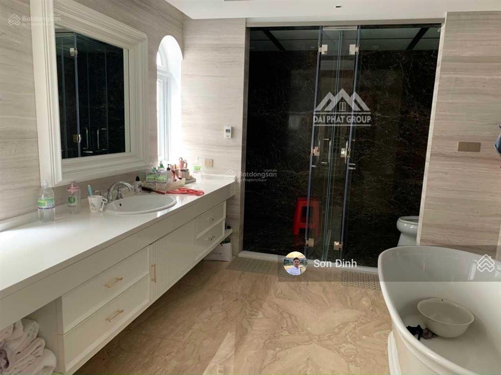 Cần bán biệt thự cityland  nguyễn thị thập, q7 tổng diện tích 650m2 có hầm, khu compound giá tốt