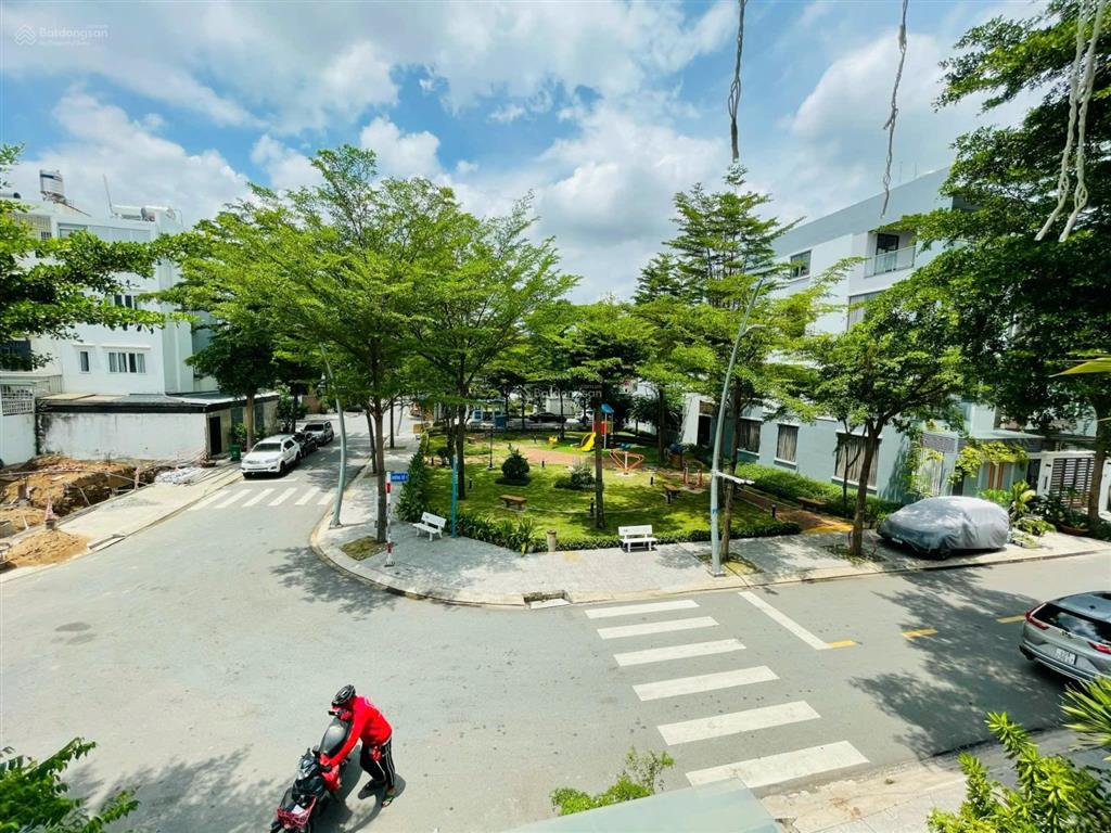 Nhà bán tại kdc jamona city đào trí, q.7, view công viên, 85m2 giá 13.9 tỷ,  0901 424 *** mr.sơn