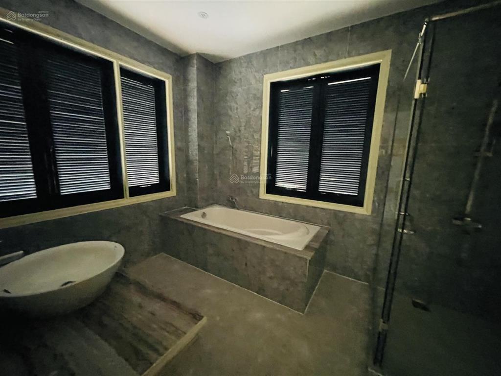 Bán biệt thự kdc tấn trường mt đường số 1, q. 7, 12x20m giá 29 tỷ, giá tốt đầu tư, 0901 424 ***
