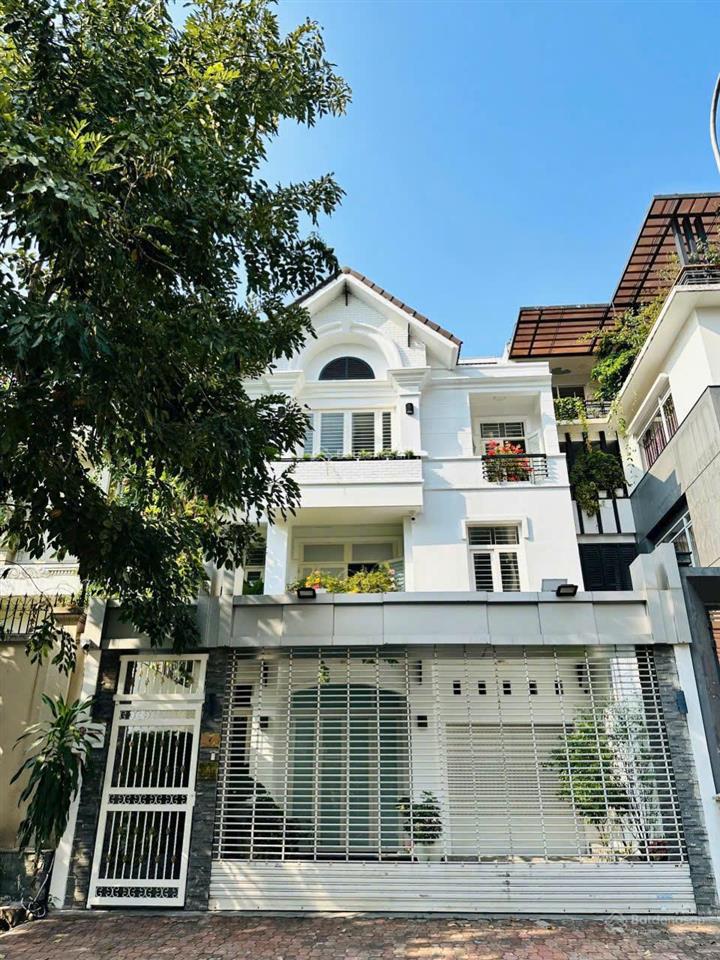 Bán biệt thự tại kdc nam long trần trọng cung, q.7 , 8x24m, giá 27 tỷ, gặp chính chủ 0901 424 ***