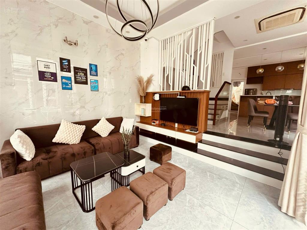 Bán biệt thự kdc jamona golden silk, 7.4x18m, giá 22.5 tỷ đang cho thuê 30tr,  sơn 0901 424 ***