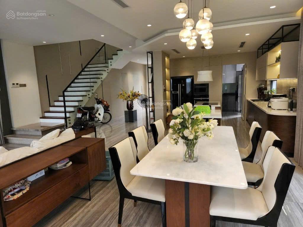 Bán gấp biệt thự đơn lập view sông, kdc nine south dt 344m2 giá 66.8tỷ, full nt,  0901 424 *** sơn