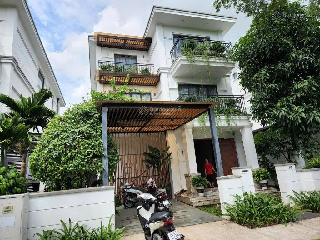 Bán gấp biệt thự đơn lập view sông, kdc nine south dt 344m2 giá 66.8tỷ, full nt,  0901 424 *** sơn