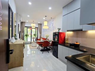 !!! kẹt tài chính cần sang nhượng giá hợp đồng căn 2pn tầng đẹp giá 2.8 tỷ dt 60m2