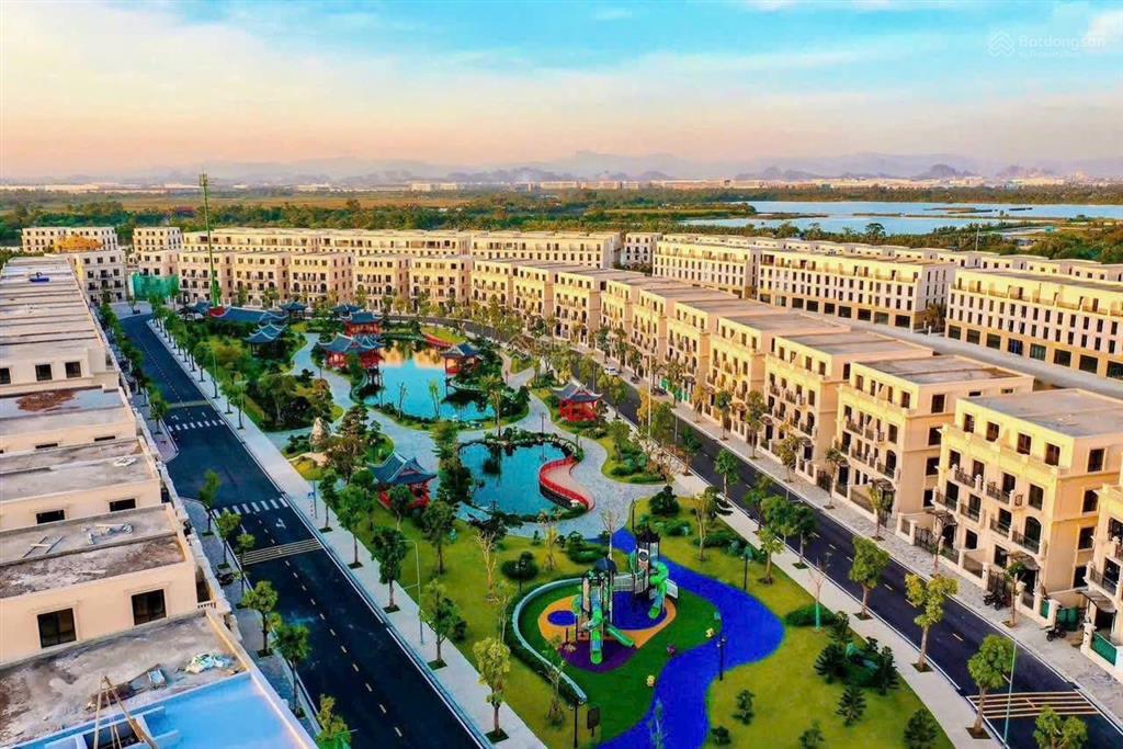 Vốn 7 tỷ quỹ 20 căn vip s.lập, đ.lập 200m2 ,450m2  4 tầng đảo thiên đườngisla bella c.khấu 30%