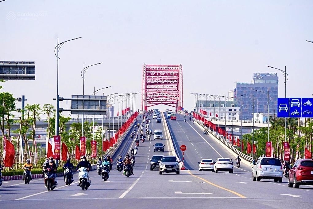C. khấu 30% mặt đườg tuyến 1 đỗ mười tts 9,6 tỷ rẻ nhất thị trường 90m2 5 tầng mt 6m  vốn 3,5 tỷ