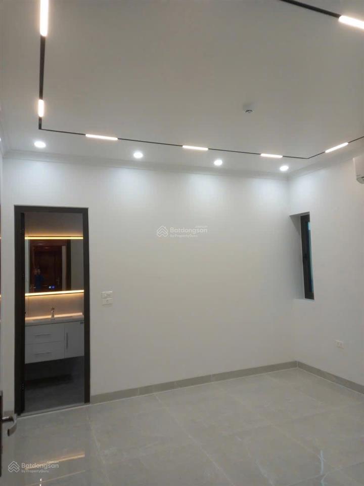 Nhà 6 tầng  thang máy mặt đường tôn đức thắng  55,4m2  mt 4,3m  hè 5m kd sầm uất chợ an đồng