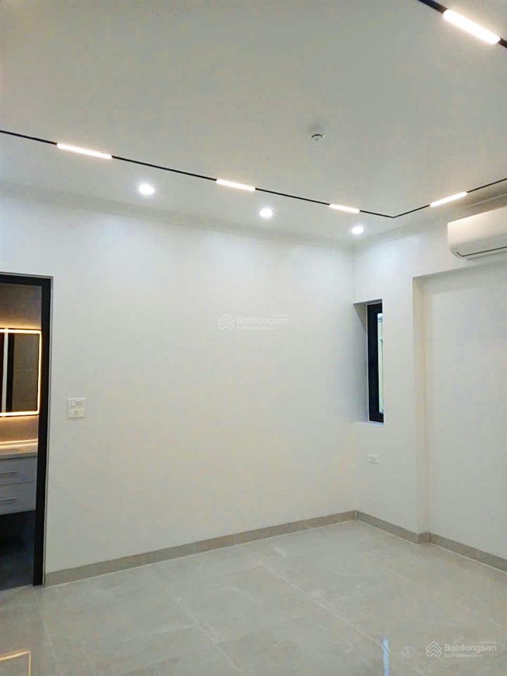 Nhà 6 tầng  thang máy mặt đường tôn đức thắng  55,4m2  mt 4,3m  hè 5m kd sầm uất chợ an đồng