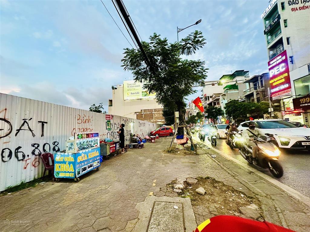 Mặt đường tô hiệu phố  90m2  mt 4,5m nhiều tầng cũ ngay ngã tư hồ sen sầm uất, hoànghuy tô hiệu