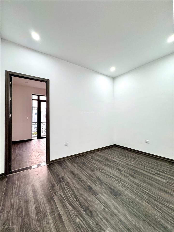 Giá hời tdc a51 hồ sen 56m2 4 tầng chỉ 6,99tỷ  đường 12m xây mới ngay aeon mall,b.xe vĩnh niệm