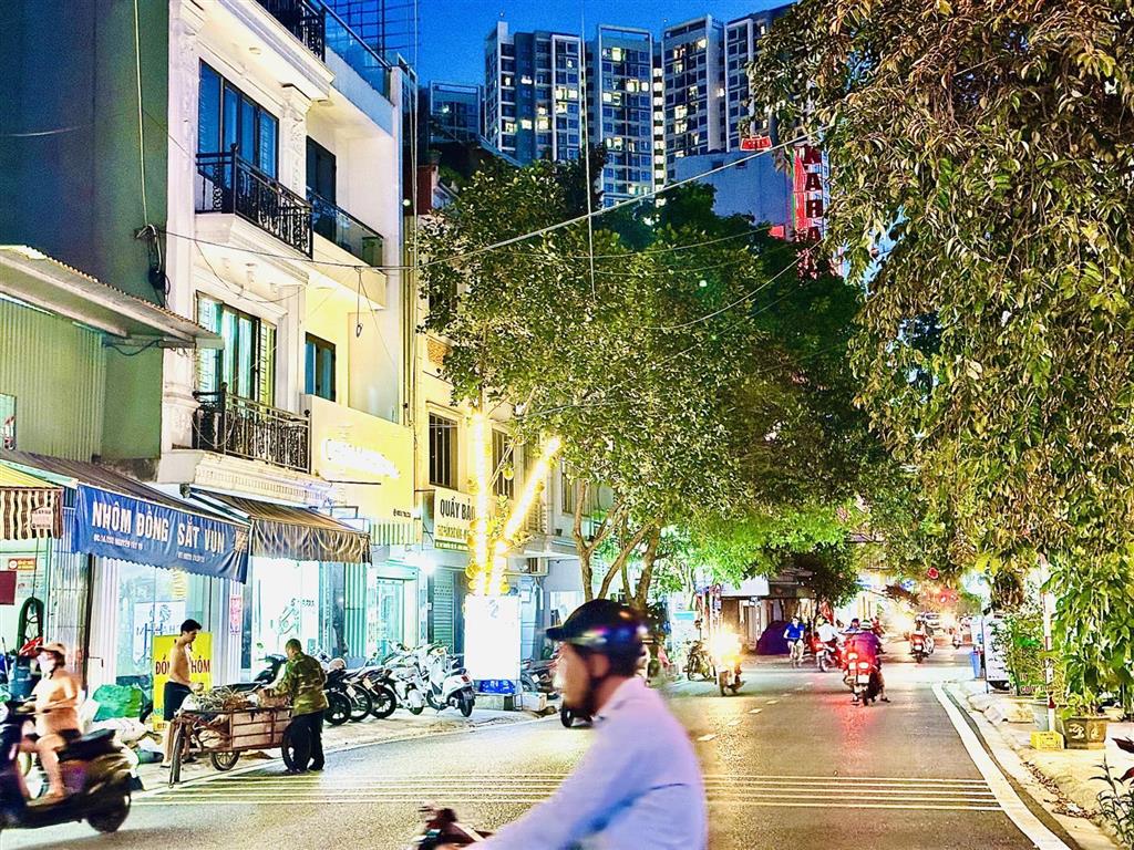 Lô góc vip 76m² (mt 5,4m x 12m) mặt đường trại lẻ kinh doanh sầm uất ngay aeon, gamuda land, h. huy