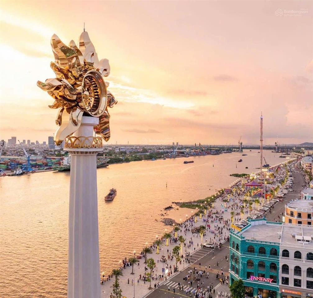 Bán nhà 4tầng tài lộc  đảo vũ yên 75m2 đông nam  7,99tỷ có sổ  vốn 2,4 tỷ  gần công viên kpark