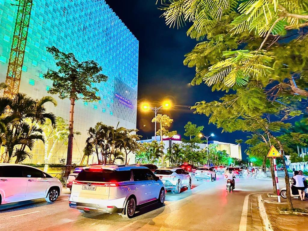 Đất hiếm! 168m2 mặt tiền 8,5m thiên lôi cách aeon mall 900m  đường 12m  xây được cao tầng  sđcc