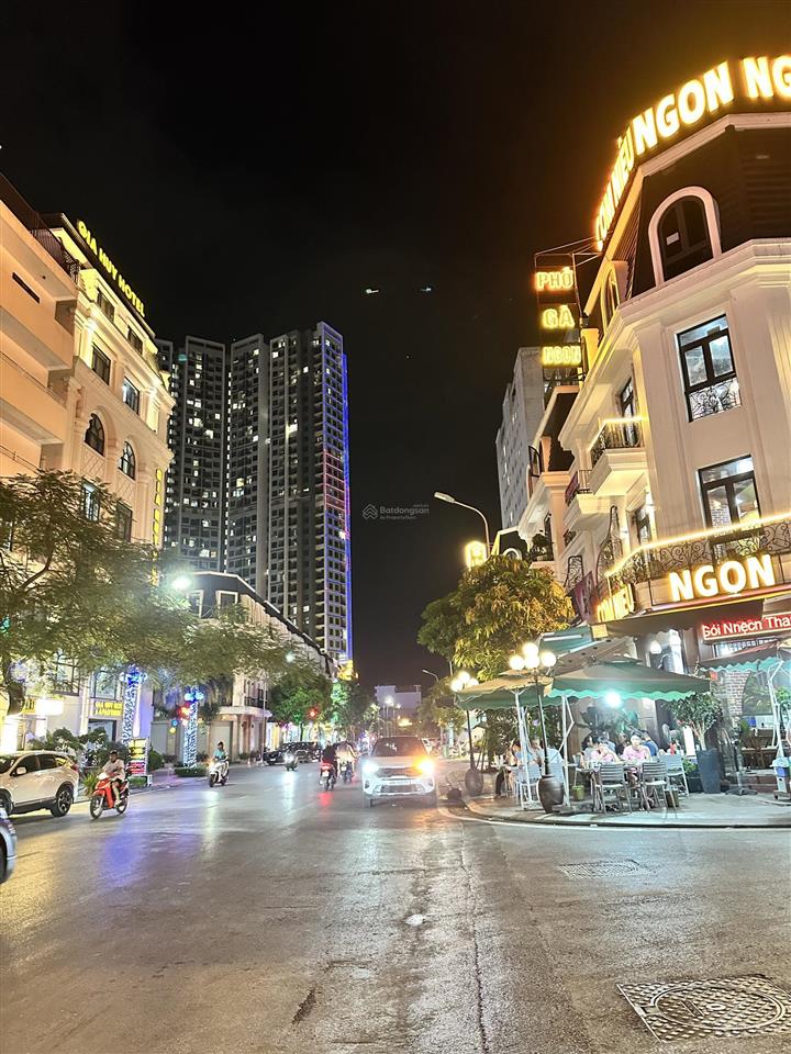 Cần bán lô đất 330m² ngay hồ sen  aeon mall xây kinh doanh chia được nhiều lô đường thông 3m ô tô