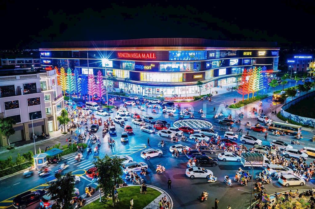 Vốn 3,8 tỷ xẻ khe tla 4 tầng  135m2 trước mặt kdoanh view biển xanh gần vinwonder, 33 toà chung cư
